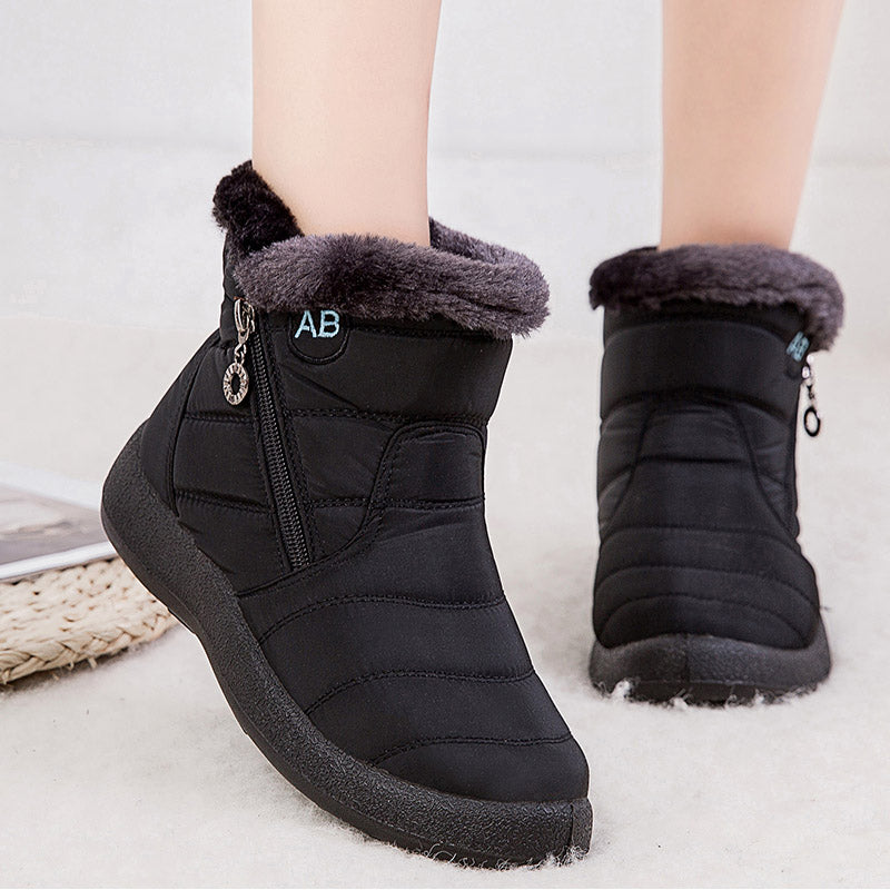 Solid Pattern Thick Boots
