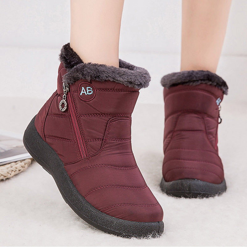 Solid Pattern Thick Boots